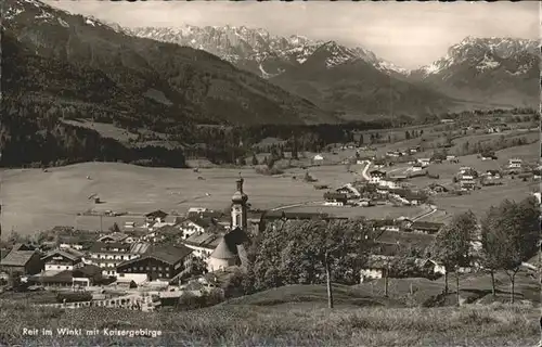 Reit Winkl Gesamtansicht mit Kaisergebirge Alpenpanorama Kat. Reit im Winkl