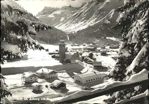 Lech Vorarlberg Ortsansicht mit Kirche Wintersportplatz Hasenfluh Kat. Lech