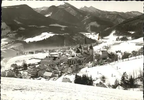 Mariazell Steiermark Gesamtansicht mit Basilika und Alpenpanorama Kat. Mariazell