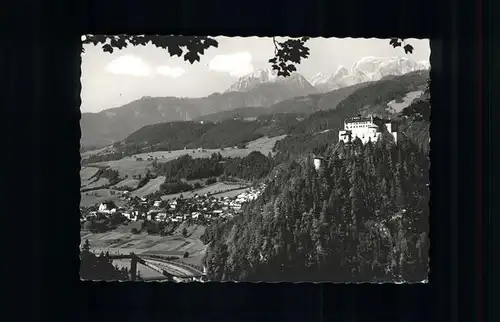 Werfen Salzburg Panorama gegen Hochkoenig Burg Berchtesgadener Alpen Kat. Werfen