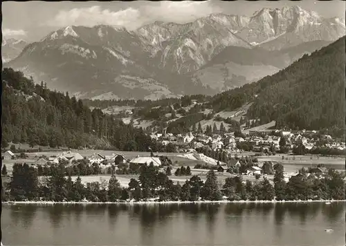 Immenstadt Allgaeu Alpsee Blick ueber die Stadt mit Daumengruppe Allgaeuer Alpen Kat. Immenstadt i.Allgaeu