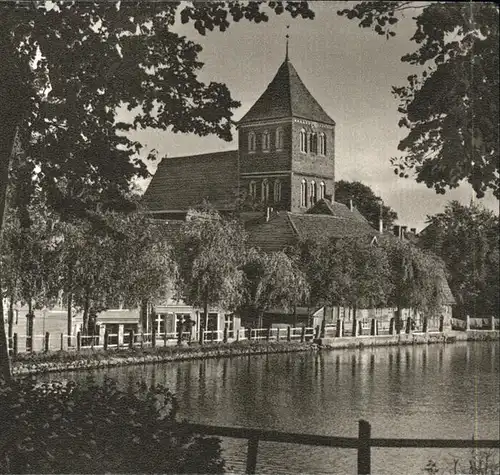 Teterow Mecklenburg Vorpommern Muehlenteich Stadtkirche Kat. Teterow