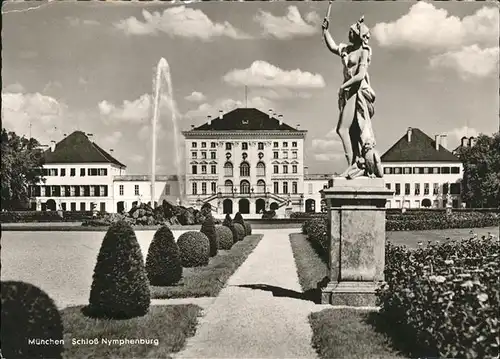 Muenchen Schloss Nymphenburg Fontaene Skulptur Statue Park Kat. Muenchen