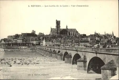 ws76481 Nevers Nievre Nevers Les bordsde la Loire * Kategorie. Nevers Alte Ansichtskarten