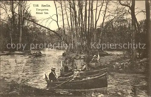 Berlin Bootsfahrt auf dem Neuen See im Tiergarten Kat. Berlin