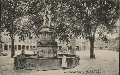 Ludwigsburg Marktbrunnen Kinder  / Ludwigsburg /Ludwigsburg LKR