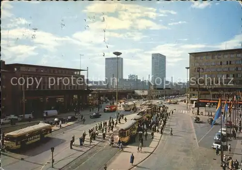 Essen Ruhr Bahnhofsvorplatz Busse Strassenbahnen Kat. Essen