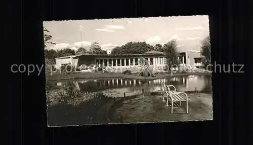 Haffkrug Ostseebad Gebaeude am Teich / Scharbeutz /Ostholstein LKR