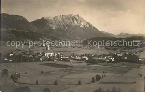 Admont Steiermark Gesamtansicht mit Ennstaler Alpen Kat. Admont