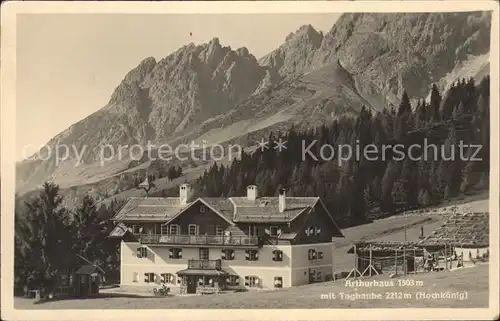 Muehlbach Hochkoenig Artushaus mit Taghaube Kat. Muehlbach am Hochkoenig