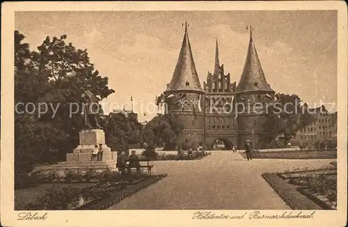 Luebeck Holstentor und Bismarckdenkmal Kat. Luebeck