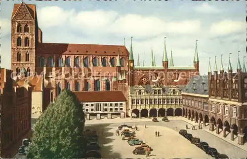 Luebeck Marktplatz mit St.Marien Rathaus Autos Kat. Luebeck
