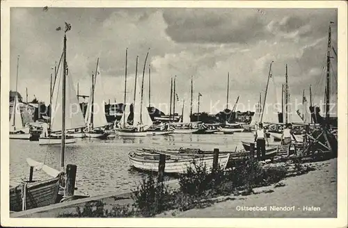 Niendorf Ostseebad Hafen Segelboote / Timmendorfer Strand /Ostholstein LKR
