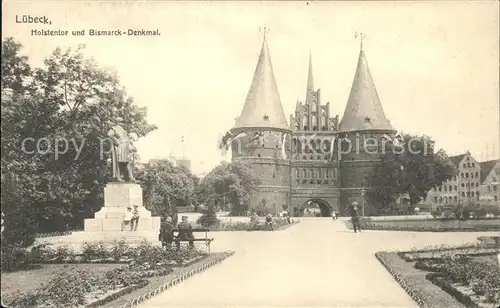 Luebeck Holstentor und Bismarck Denkmal Kat. Luebeck
