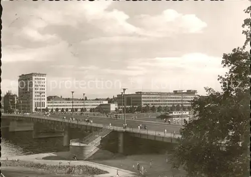 Frankfurt Main Friedensbruecke mit AEG Hochhaus Kat. Frankfurt am Main