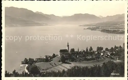 Attersee Ortsansicht mit Kirche und Alpenpanorama Kat. Attersee