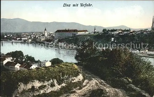 Linz Donau mit Urfahr Partie am Fluss Bruecke Kat. Linz