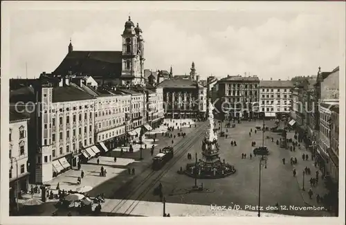 Linz Donau Platz des 12. November mit altem Dom Dreifaltigkeitssaeule Kat. Linz