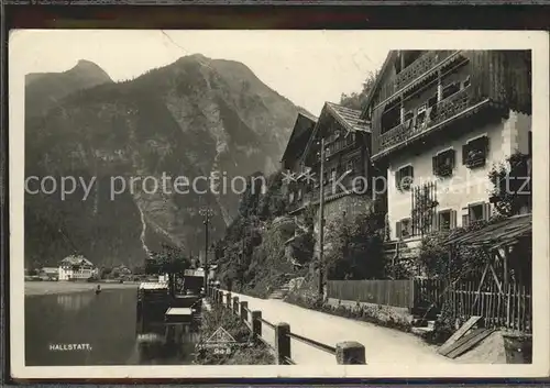 Hallstatt Salzkammergut Uferweg am Hallstaetter See Kat. Hallstatt