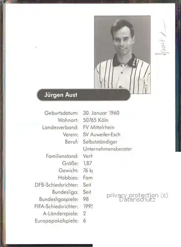 Fussball Juergen Aust Schiedsrichter / Sport /