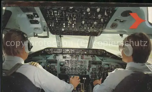 Flugzeuge Zivil Austrian Airlines Cockpit DC-9 Super 80 MD-80 / Flug /