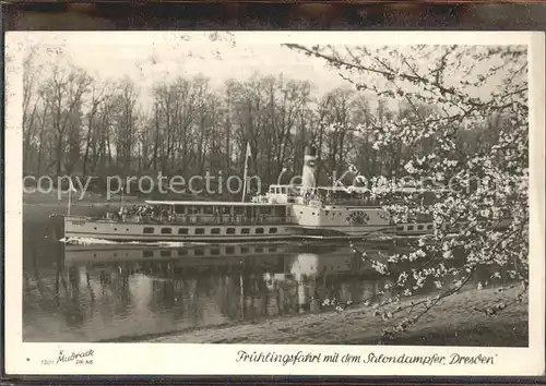 Dampfer Seitenrad Dresden Fruehlingsfahrt / Schiffe /