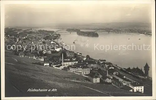 Ruedesheim Panorama am Rhein mit Bruecke Kat. Ruedesheim am Rhein
