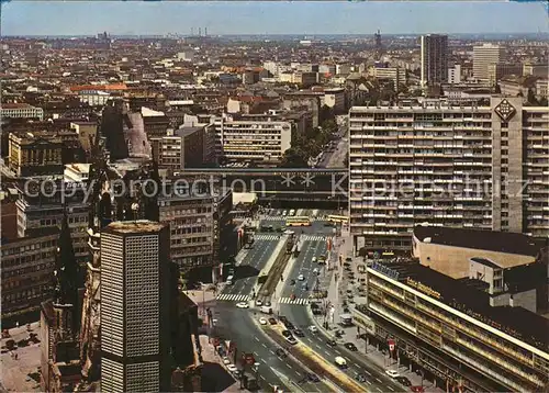 Berlin Blick auf Charlottenburg Gedaechtniskirche und Bahnhof Zoo Kat. Berlin