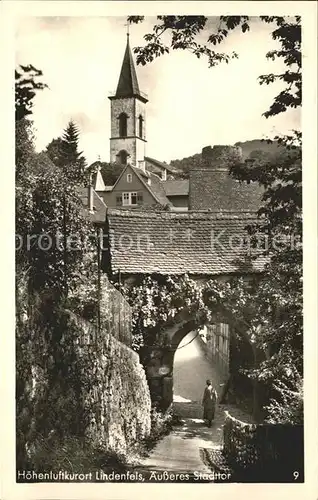 Lindenfels Odenwald aeusseres Stadttor Kirchturm Hoehenluftkurort Perle des Odenwaldes Kat. Lindenfels