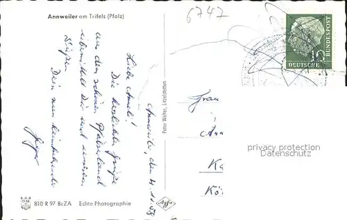 Annweiler Trifels Panorama mit Burgdreifaltigkeit / Annweiler am Trifels /Suedliche Weinstrasse LKR