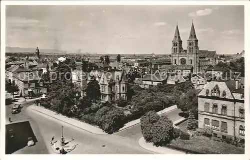 Landau Pfalz Schloesschen mit Katholischer Kirche Kat. Landau in der Pfalz