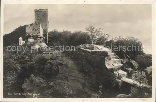 Annweiler Trifels Reichsburg Trifels Felsenburg Ruine / Annweiler am Trifels /Suedliche Weinstrasse LKR