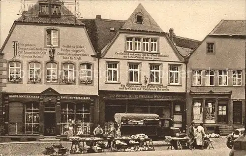 St Wendel Haeuser mit Bekenntnisspruechen am Domplatz Kat. Sankt Wendel