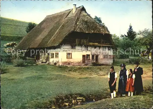 Lauterbach Schwarzwald Schwarzwald Bauernhof und Trachtengruppe Kat. Lauterbach