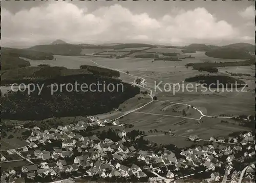 Wuertingen Fliegeraufnahme Schwaebische Alb Kat. St. Johann