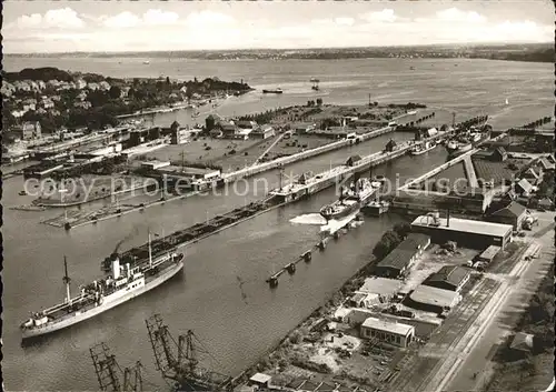 Kiel Holtenauer Schleuse Dampfer Fliegeraufnahme Kat. Kiel