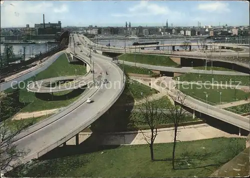 Mannheim Rheinbruecke mit Blick auf Ludwigshafen Kat. Mannheim