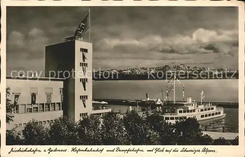 Friedrichshafen Bodensee Hafenbahnhof mit Dampfer und Schweizer Alpen Kat. Friedrichshafen