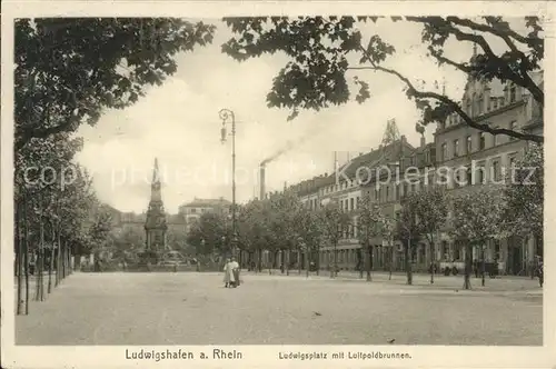 Ludwigshafen Rhein Ludwigsplatz mit Luitpoldbrunnen Kat. Ludwigshafen am Rhein