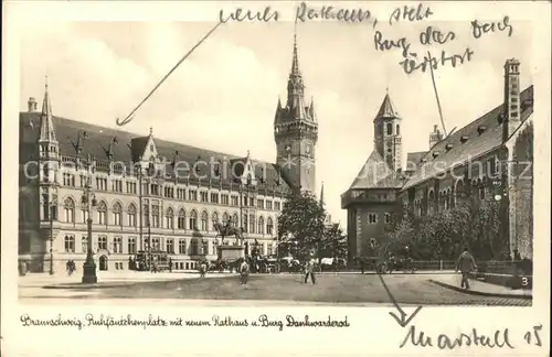 Braunschweig Ruhkaentchenplatz mit neuem Rathaus u.Burg Dankwarderod Kat. Braunschweig