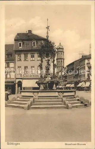 Goettingen Niedersachsen Gaenseliesel Brunnen / Goettingen /Goettingen LKR