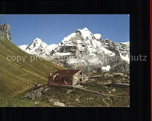 Rotstockhuette mit Moench und Jungfrau Berghuette Berner Alpen Kat. Lauterbrunnen