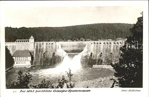 Edersee Edersee Sperrmauer zerstoerte im Jahre 1943 Kat. Edertal