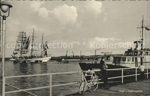 Fahrrad Segelschiff Kiel Hafenpartie  Kat. Zweiraeder