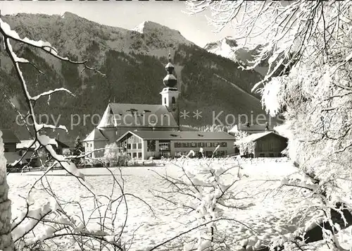 Inzell Kirche mit Rauschberg im Schnee Kat. Inzell