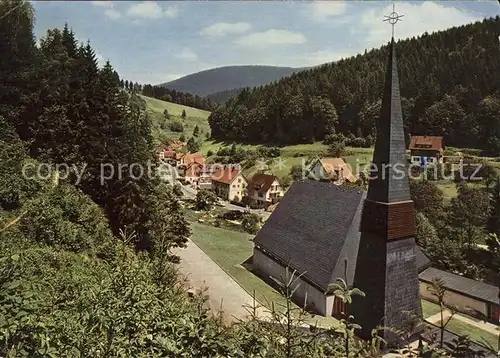 Schoenmuenzach Ortsblick mit Kirche Kat. Baiersbronn