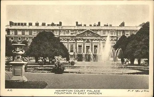 Hampton Fountain in east Garden