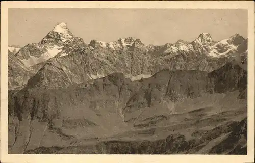 Nebelhorn Blick vom Nebelhorn auf Hochvogel