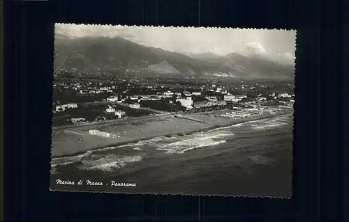 Marina di Massa Strand / Massa /