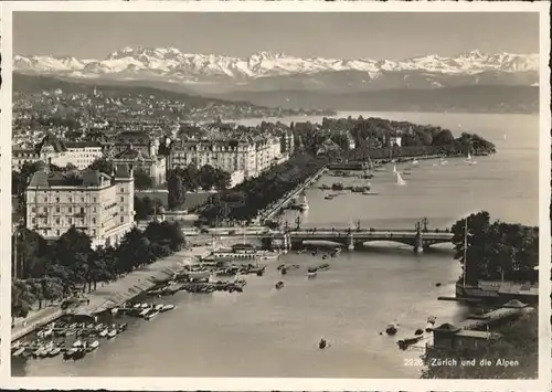 Zuerich Bruecke Schiff / Zuerich /Bz. Zuerich City